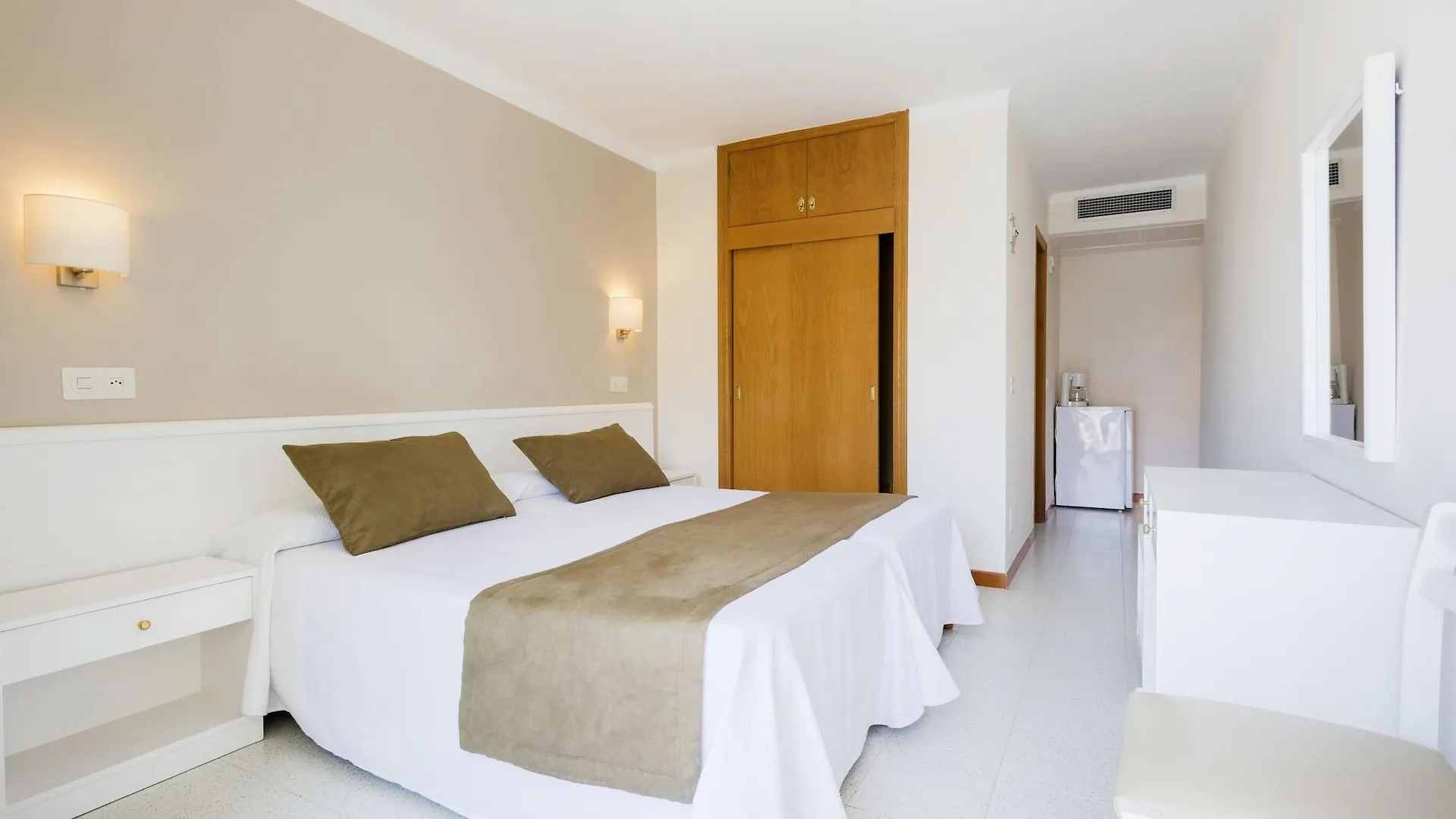 Affittacamere Hostal Residencia Sutimar Peguera