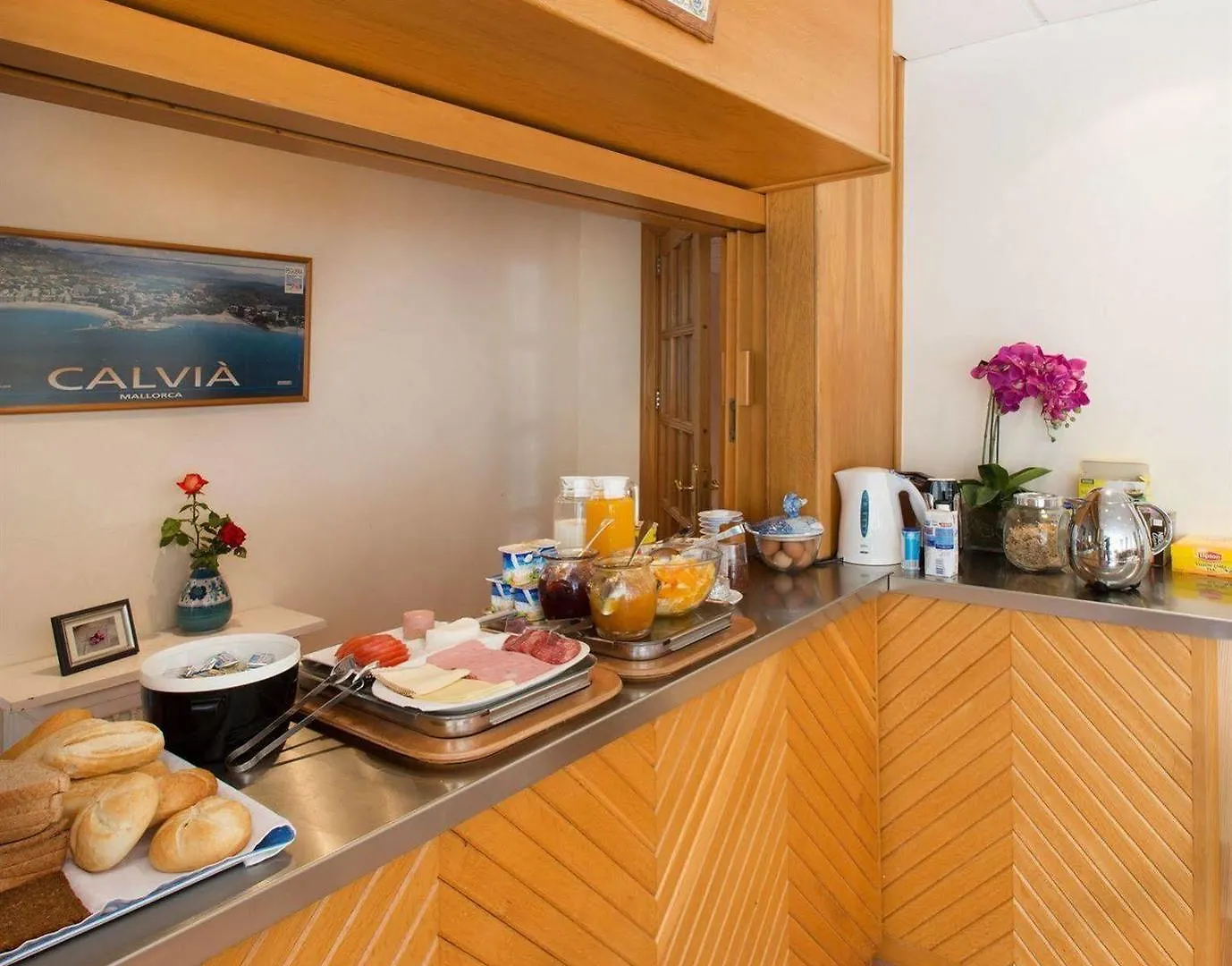 *** Affittacamere Hostal Residencia Sutimar Peguera Spagna