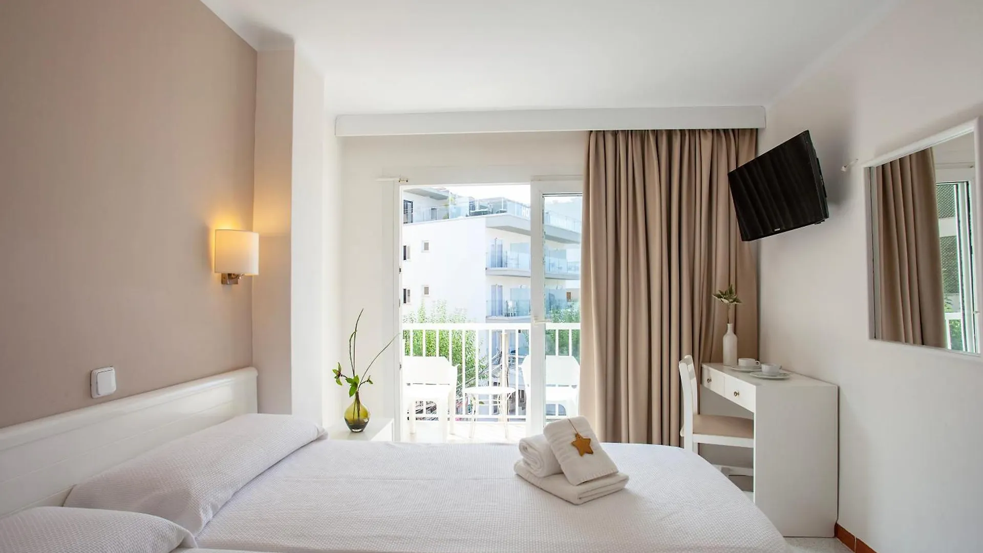 *** Gæstehus Hostal Residencia Sutimar Peguera Spanien